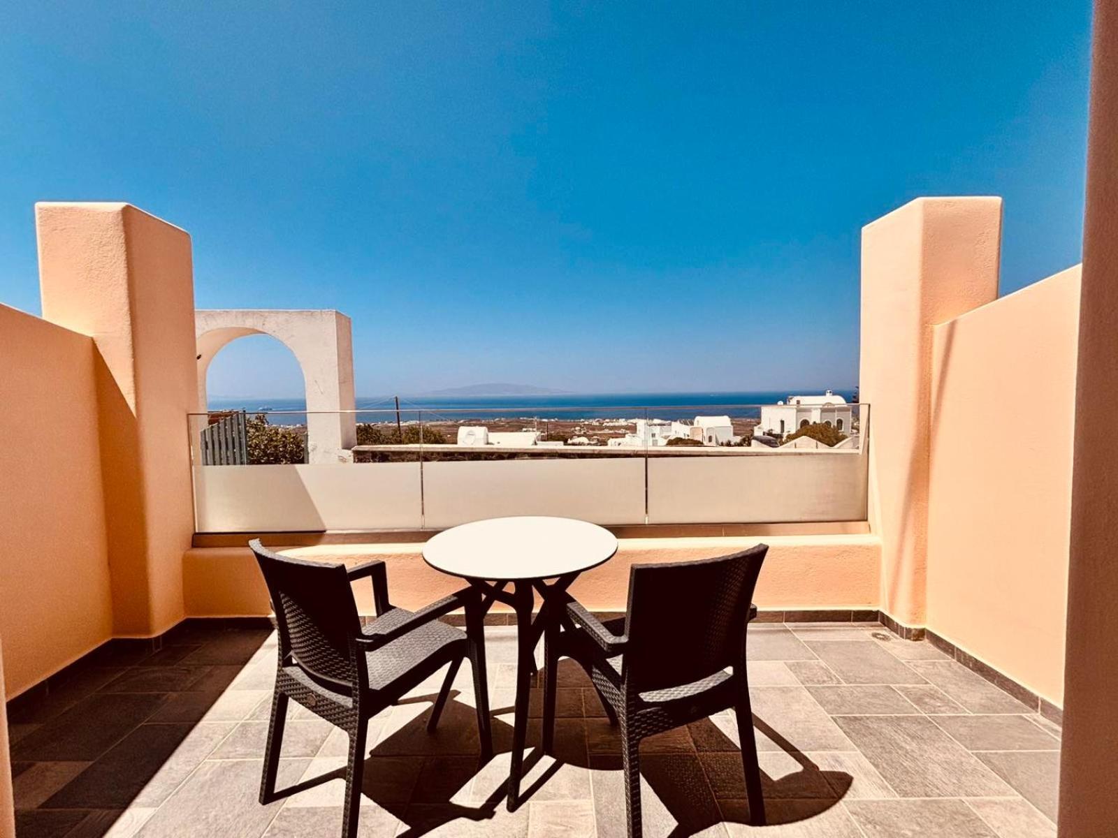 Anemoessa Oia (Santorini)